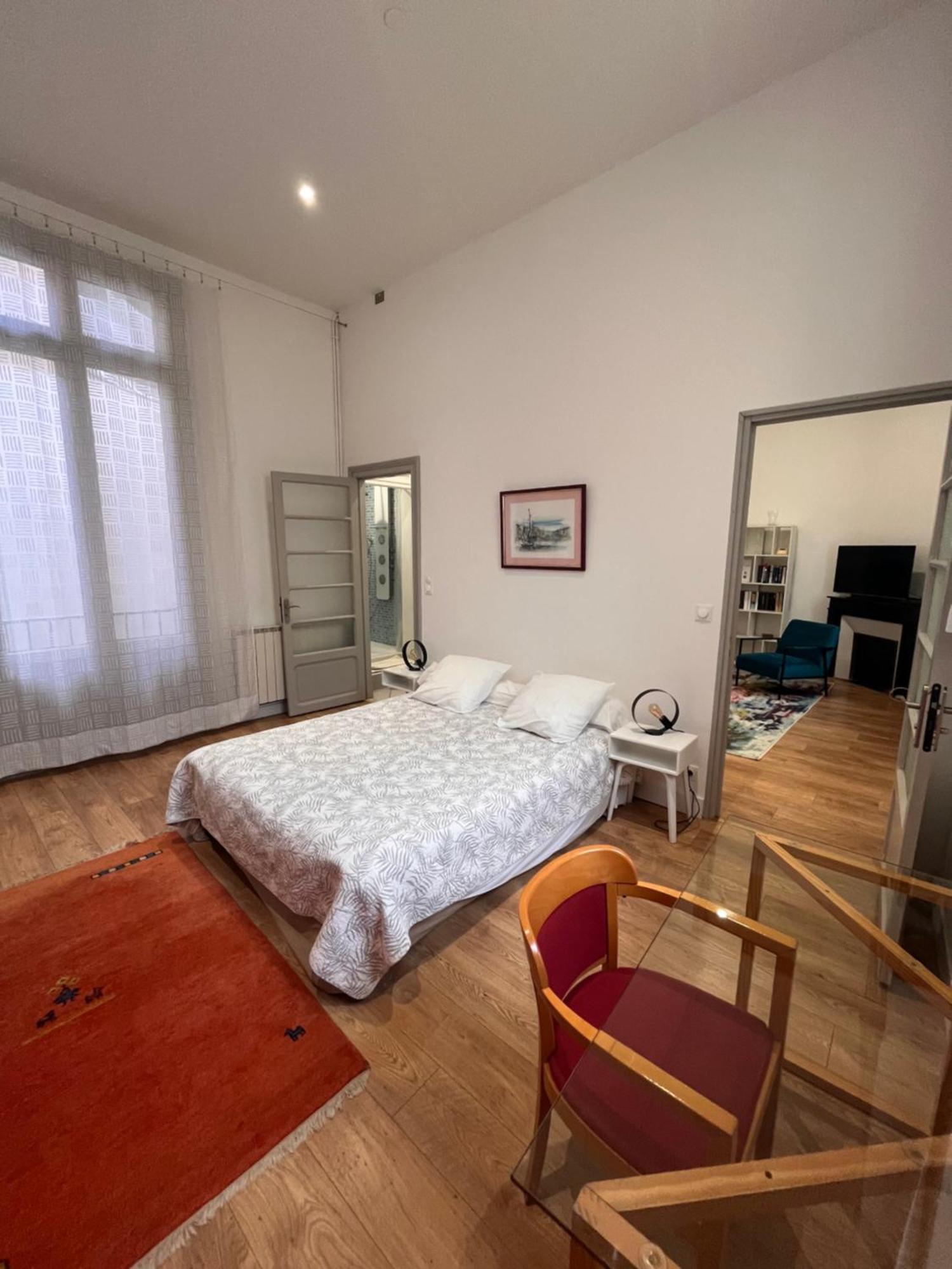 Les Clematites Daire Narbonne Dış mekan fotoğraf